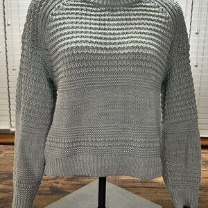 Universal Thread Gray Textured Sweater
